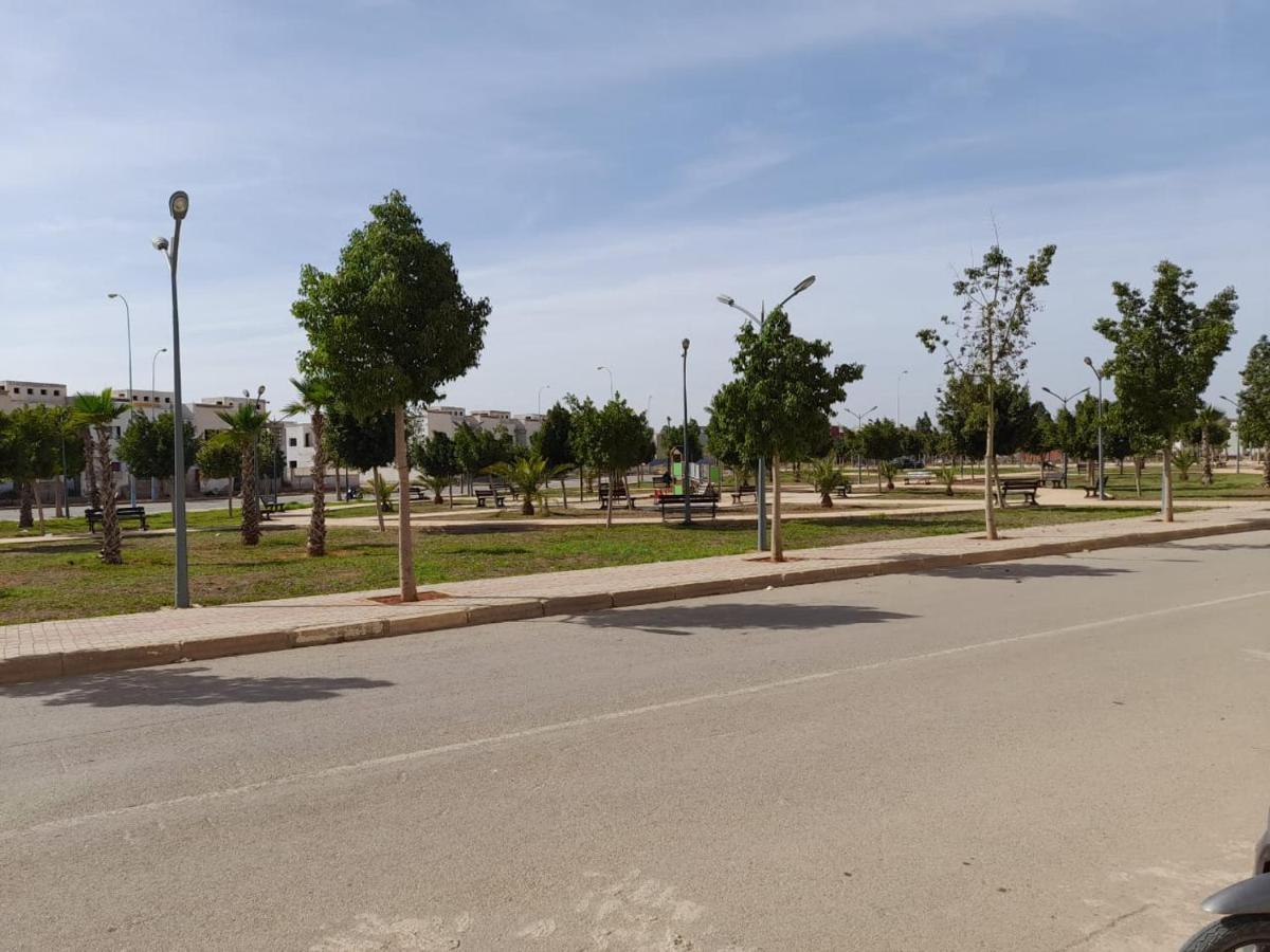 Appartement Nador Wifi Gratuit Clima Mobile Extérieur photo